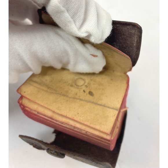 Vintage Miniature Webster's Dictionary Leather, 1800 Words, Miniature Dictionary - Picture 8 of 16